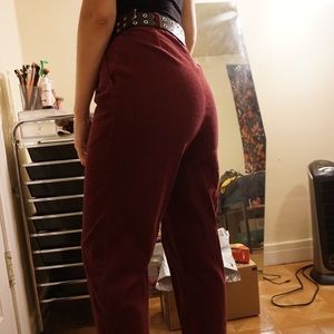 Red corduroy high waisted pants🖤